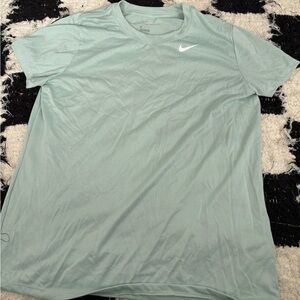 green nike dryfit tee